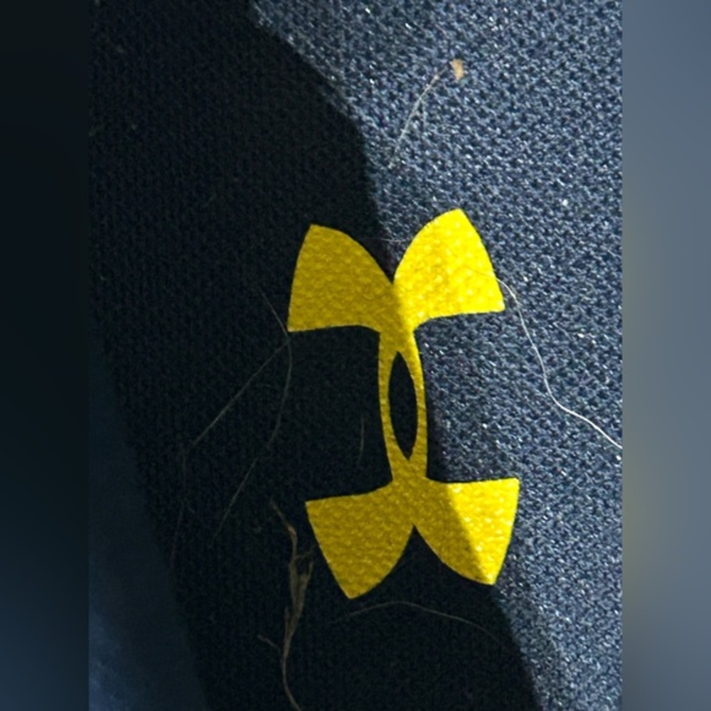 Under armour youth lockdown blue and yellow‎ sneakers size 6, barely worn - Picture 13 of 15